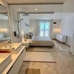 Stunning Sea View Penthouse Apartment *