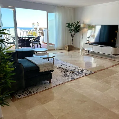 Stunning Sea View Penthouse Apartamento *